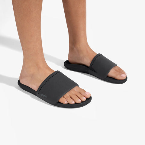 Ulele Slide  -  Black / Black
