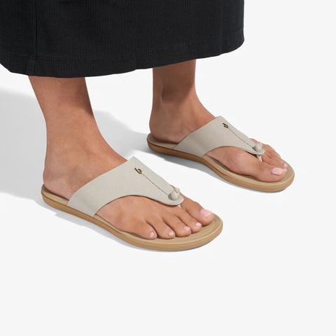 Ho‘ōpio Mele  -  Tapa / Warm Sand
